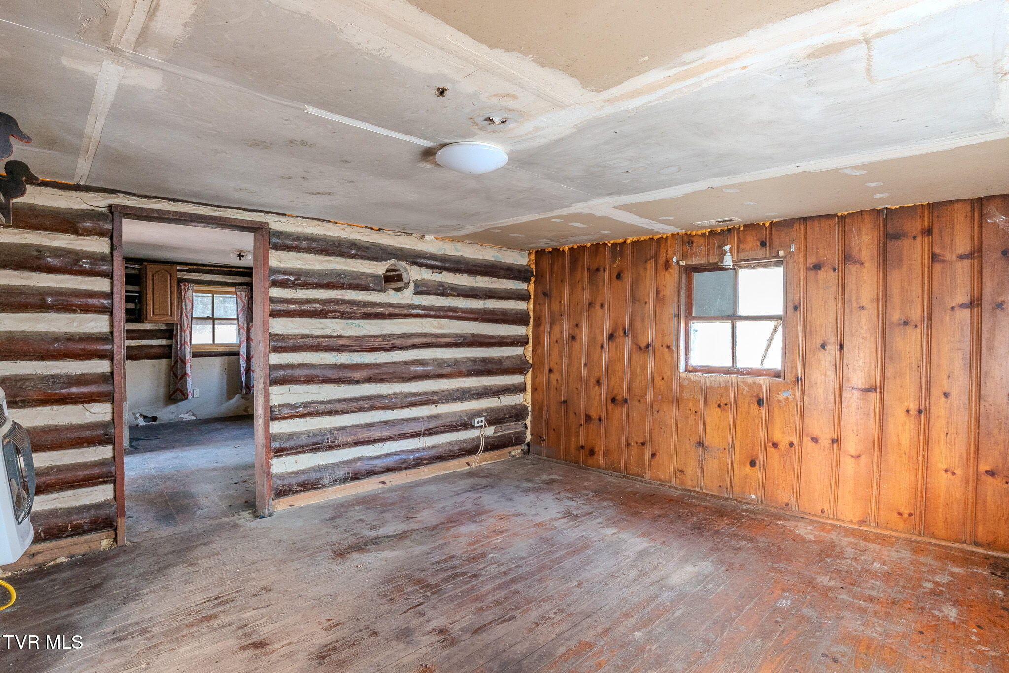 9549 Heiskell Road Heiskell, TN 37754 - Photo 8 of 18 8