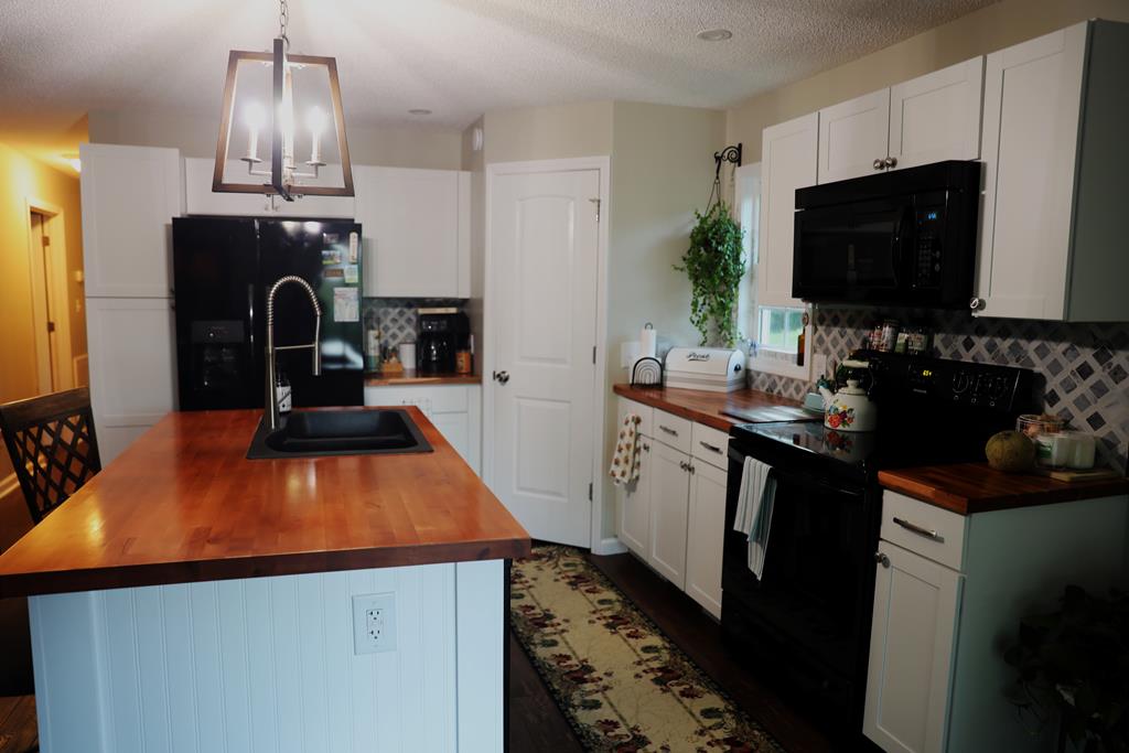 706 Holston Spring Road Rural Retreat, VA 24368 - Photo 26 of 46 Gallery Image 26