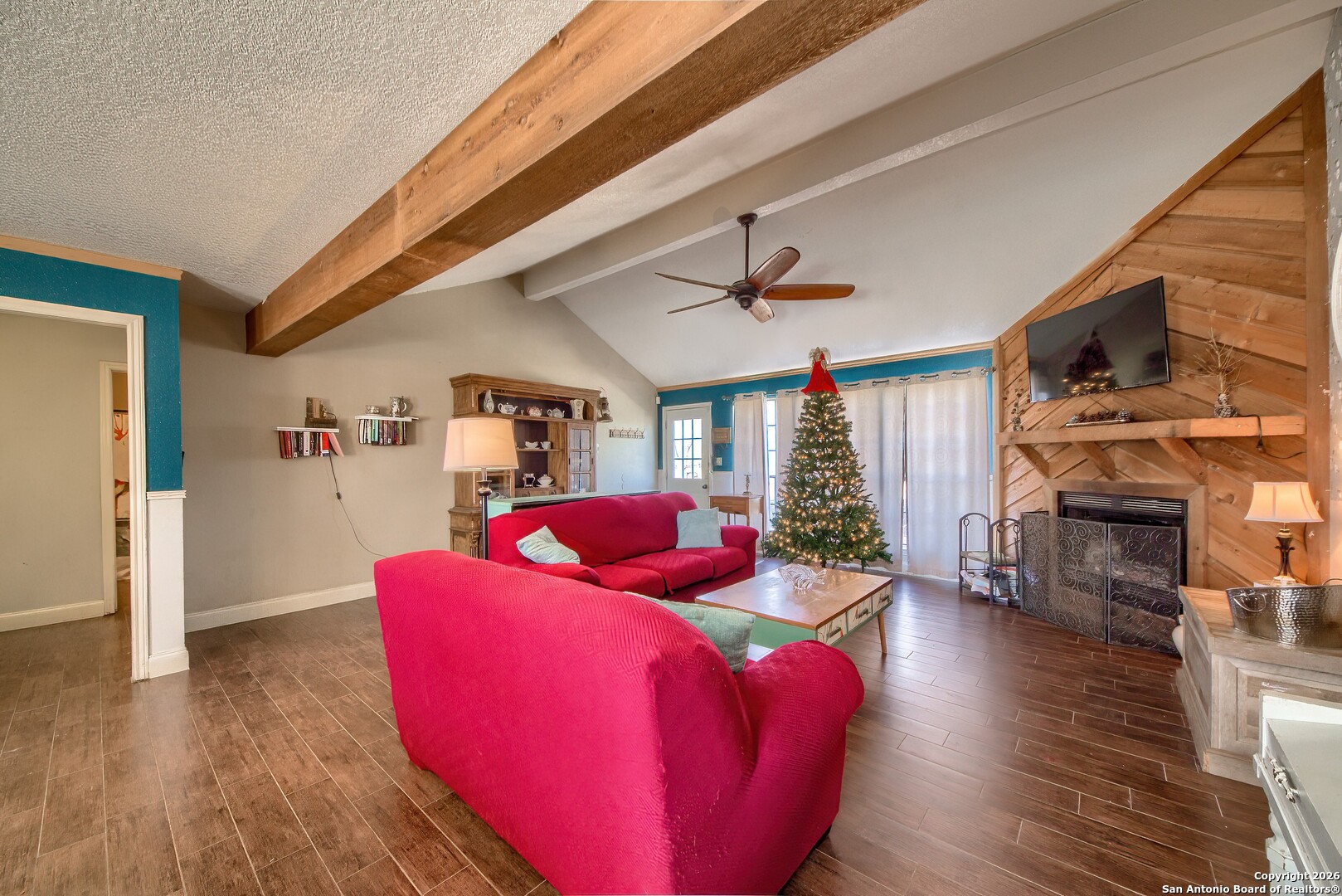 200 Meadowview Drive Lytle, TX 78052 - Photo 11 of 41