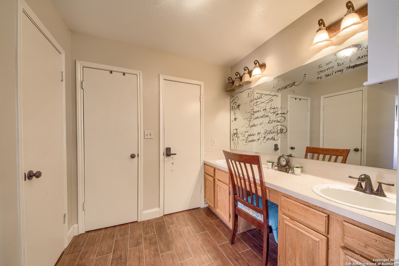 200 Meadowview Drive Lytle, TX 78052 - Photo 22 of 41