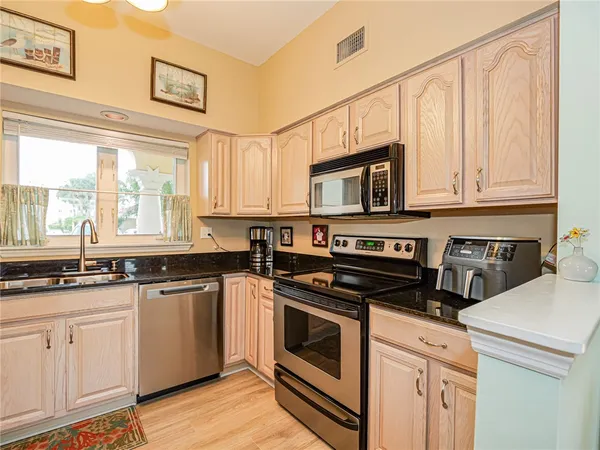 $2,500 | 5075 Harmony Circle, Unit 103, Vero Beach, FL 32967