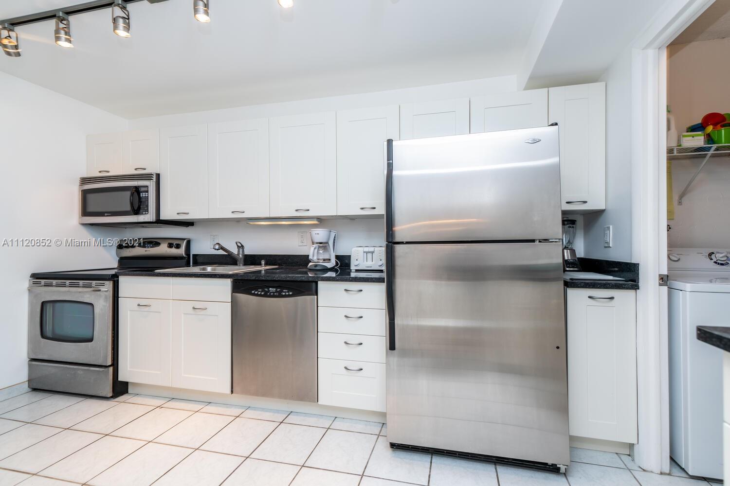 9273 Collins Avenue, Unit 801 Surfside, FL 33154 - Photo 11 of 47