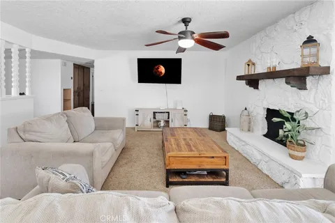 $429,999 | 20357 Ituma Road, Apple Valley, CA 92308