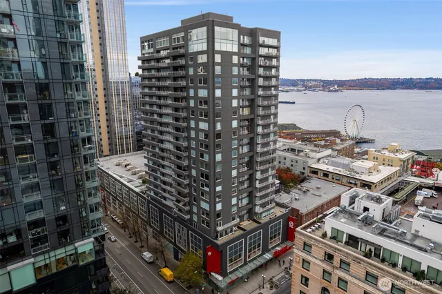 $485,000 | 1415 2nd Avenue, Unit 2108, Seattle, WA 98101