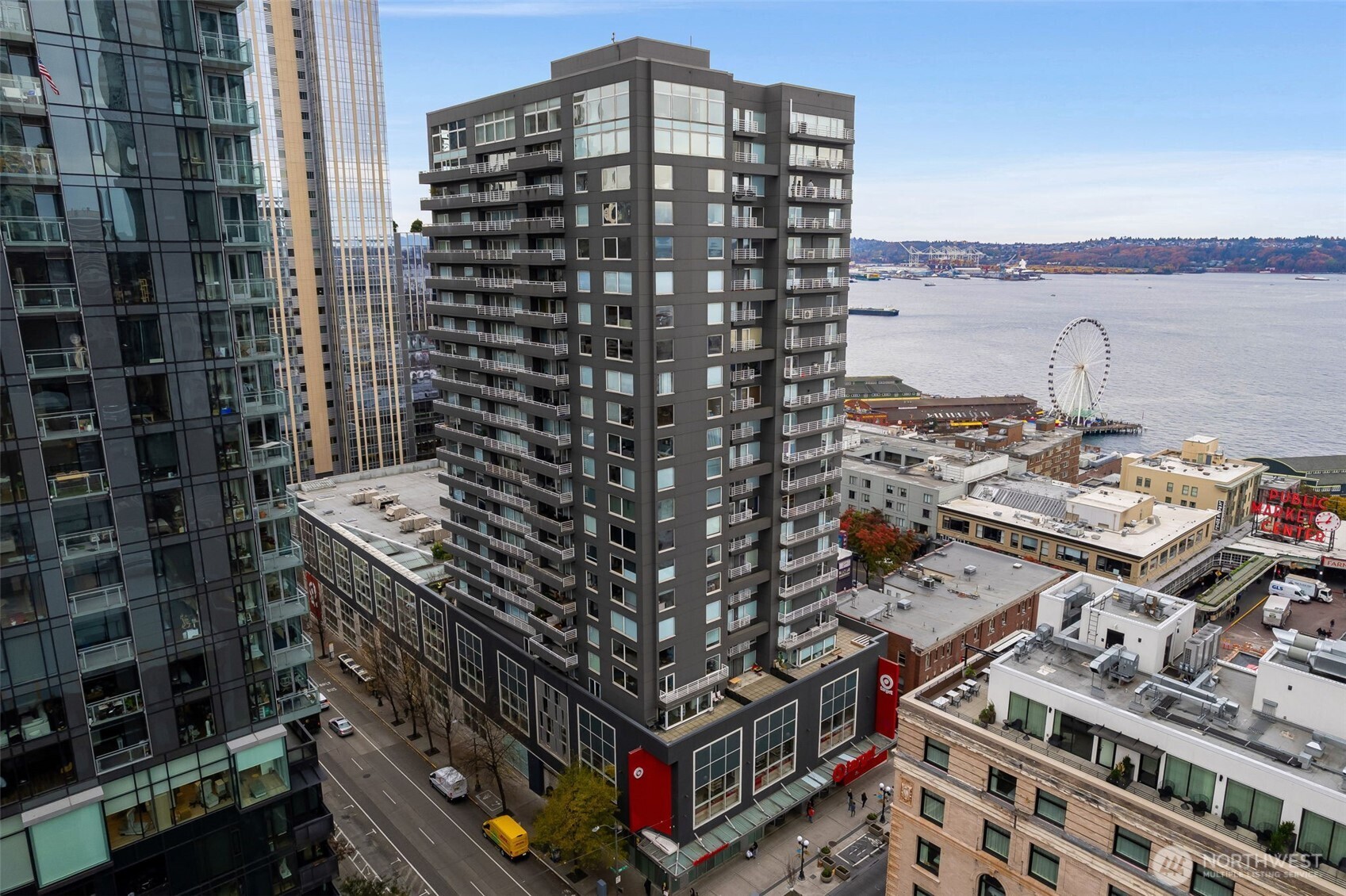 1415 2nd Avenue, Unit 2108 Seattle, WA 98101 - Photo 26 of 27 a picture of city view
