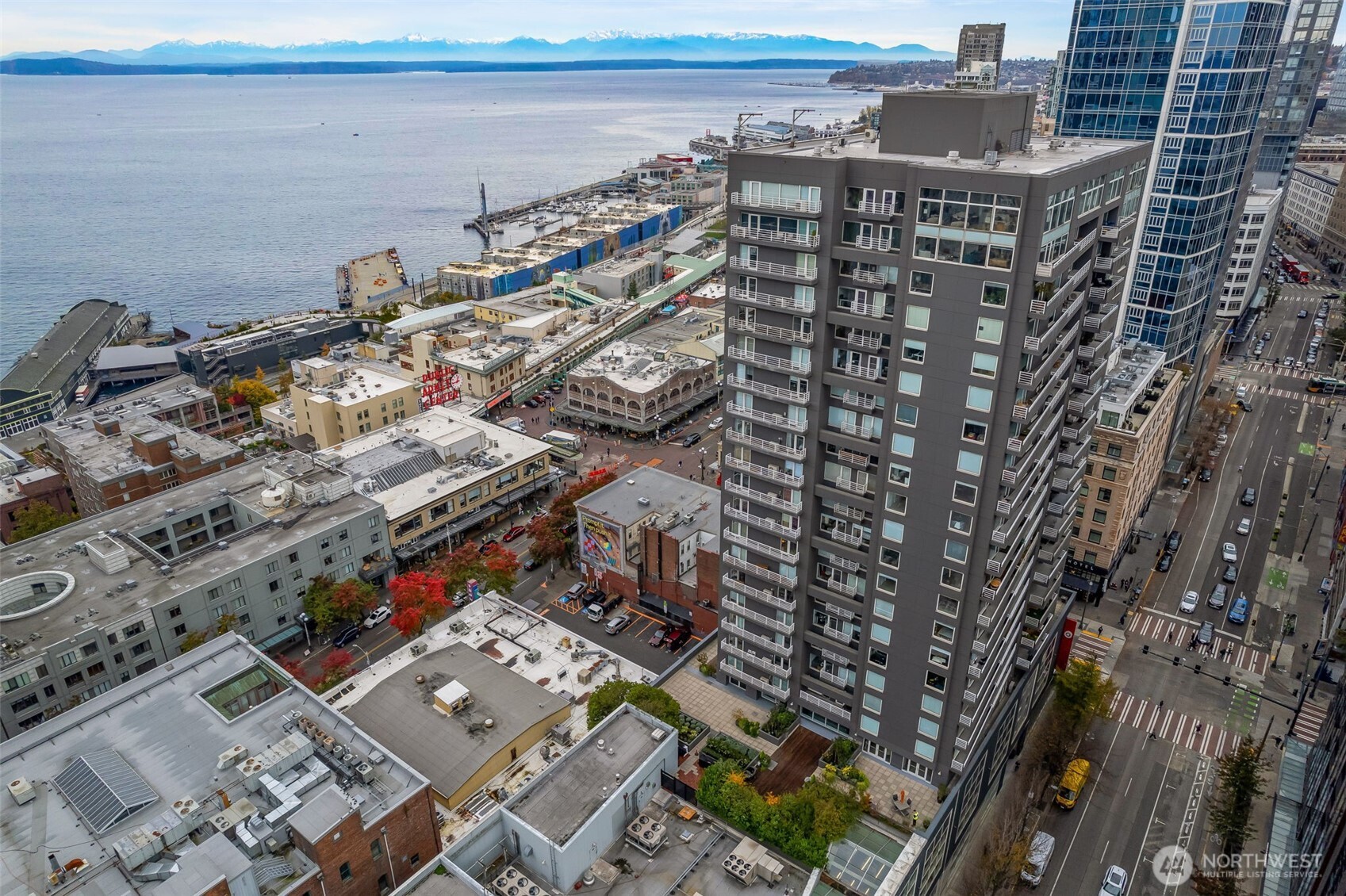 1415 2nd Avenue, Unit 2108 Seattle, WA 98101 - Photo 27 of 27 a city view