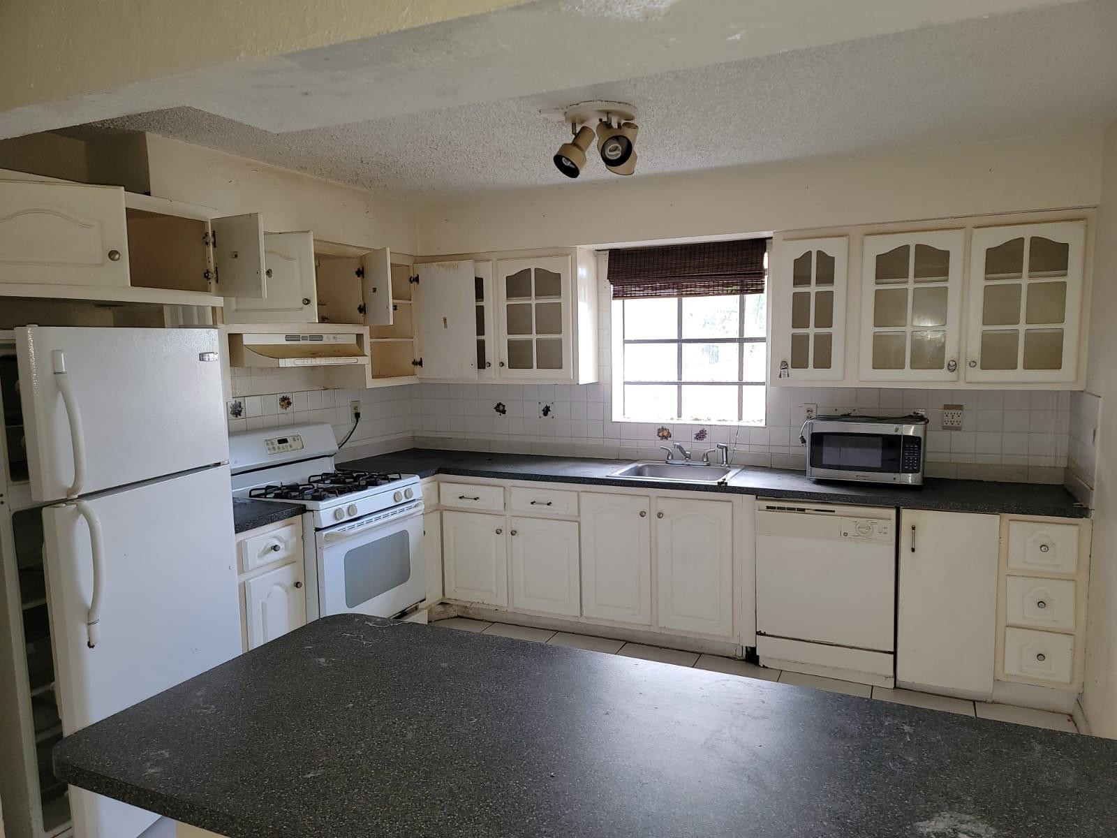 1700 Sunset Strip Sunrise, FL 33313 - Photo 5 of 16 Photo 5