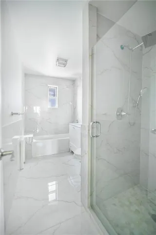 $1,258,000 | 3099 Brighton 1st Place | Brighton Beach