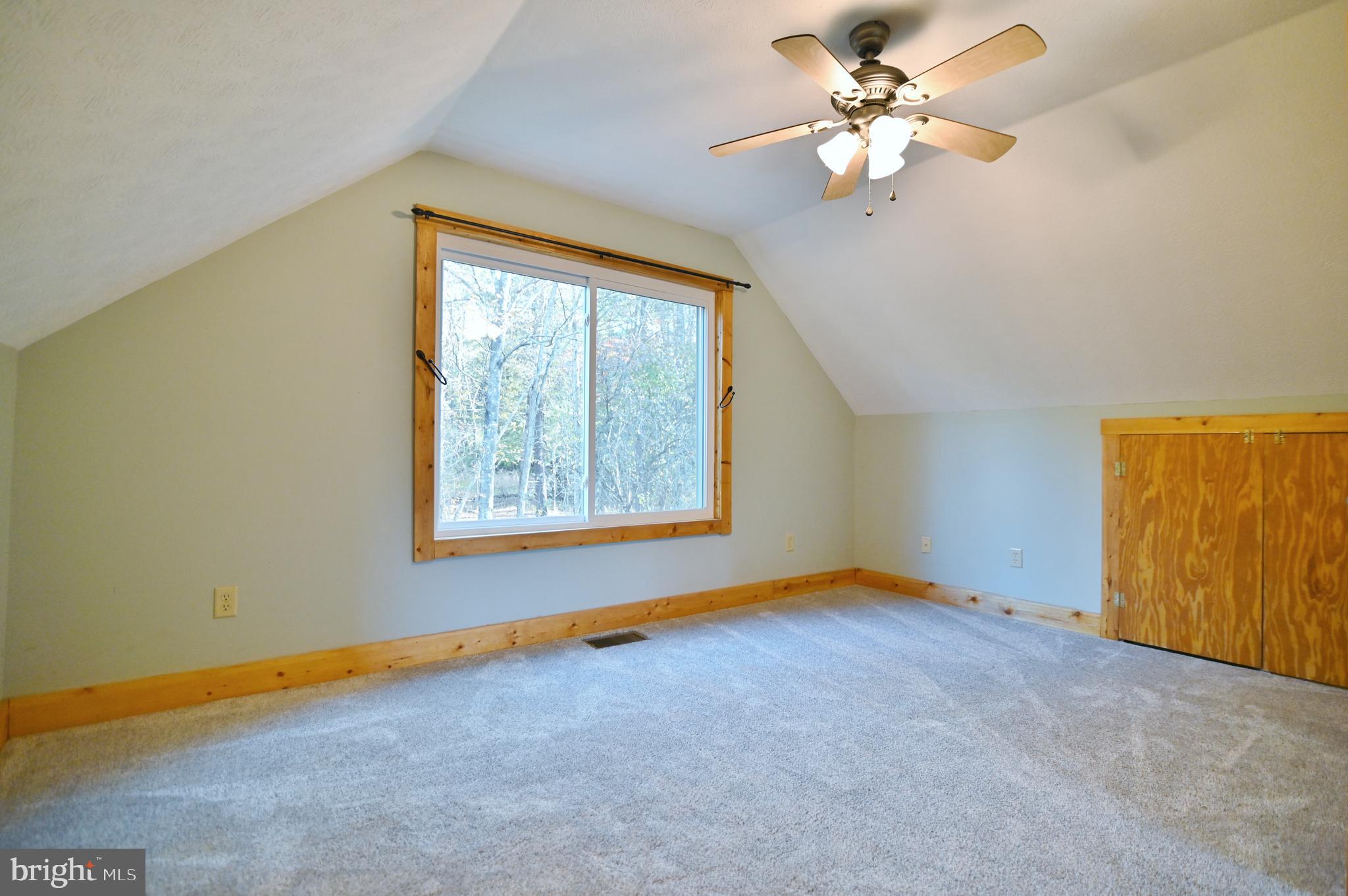 997 Quail Road Basye, VA 22810 - Photo 30 of 58 Upper Level - Bedroom