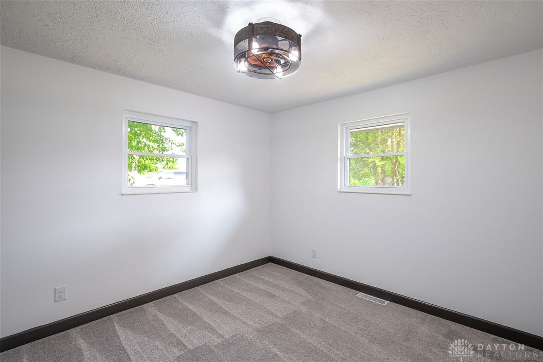 3475 Kemp Road Beavercreek, OH 45431 - Photo 12 of 27