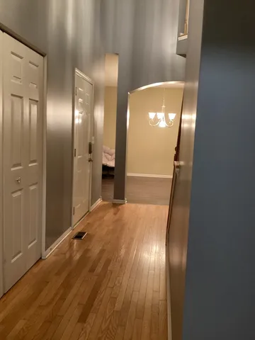 $405,000 | 709 Winterberry Drive, Joliet, IL 60431