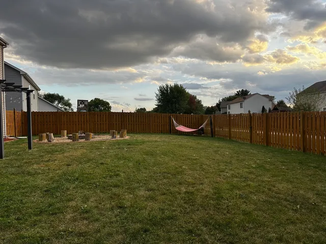 $405,000 | 709 Winterberry Drive, Joliet, IL 60431