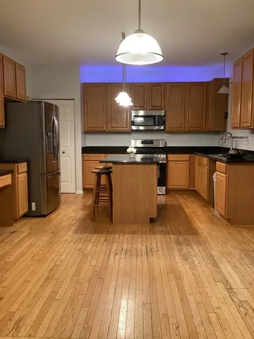 $405,000 | 709 Winterberry Drive, Joliet, IL 60431