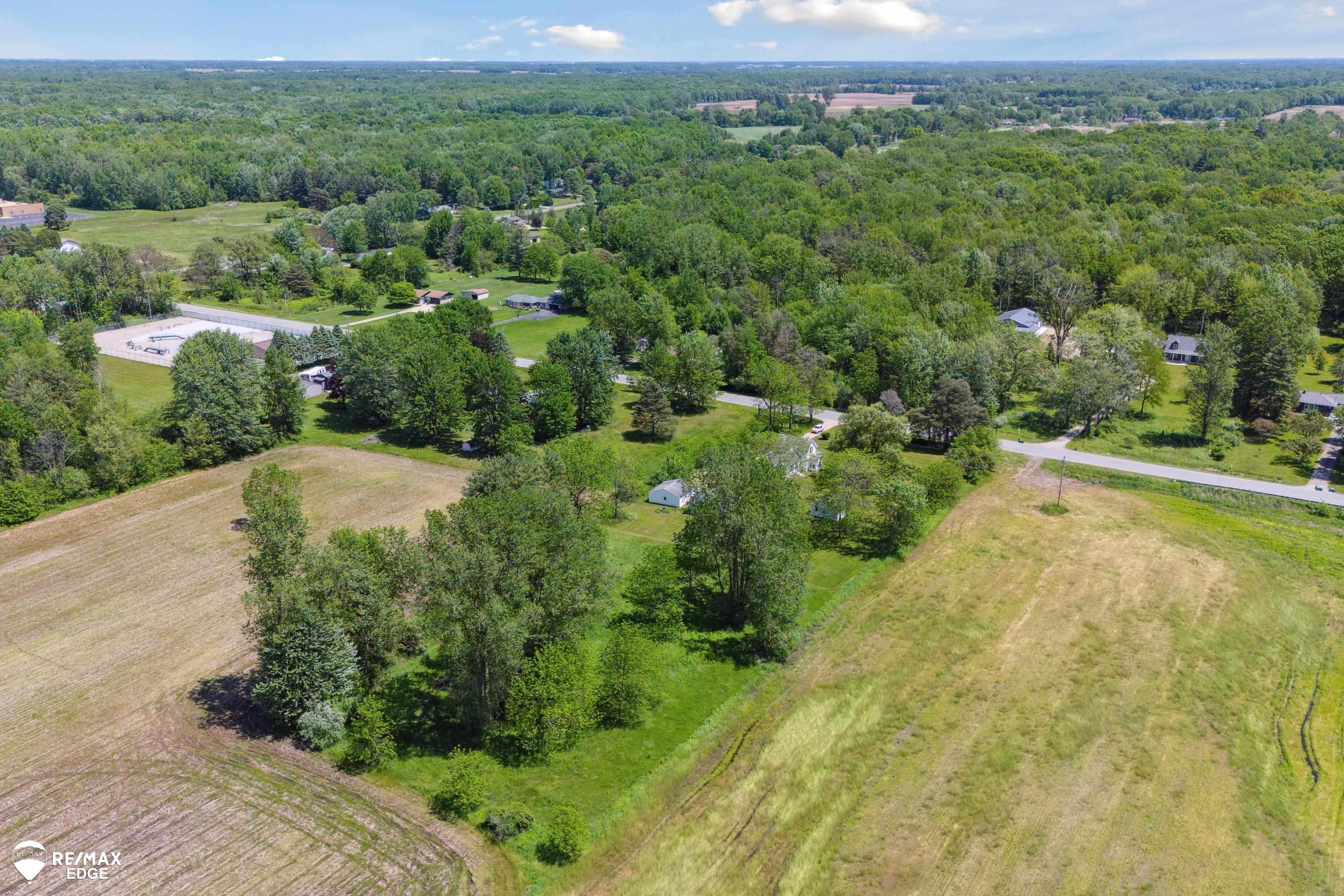 8250 Bell Road Birch Run, MI 48415 - Photo 86 of 86 50139712-abe97bb5-5ca8-4954-a359-37c66db64821.JPG