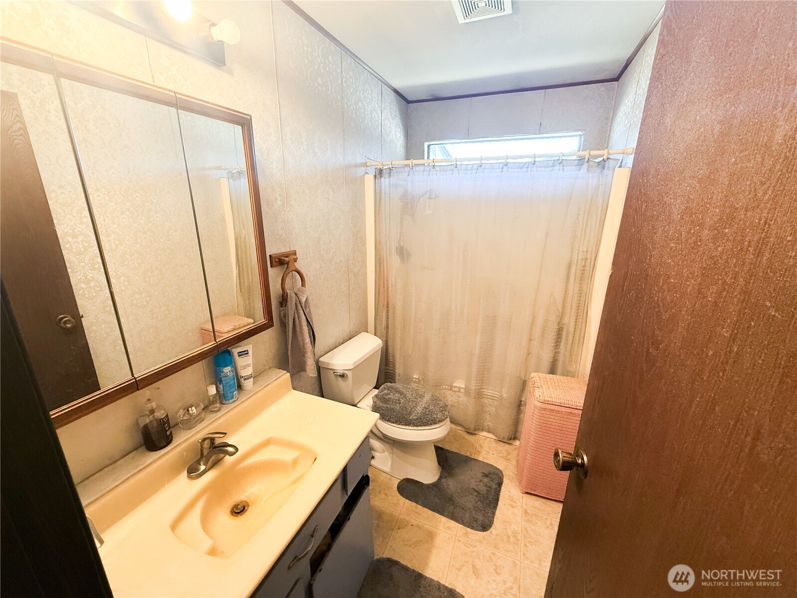 222 West Nelson Road Moses Lake, WA 98837 - Photo 10 of 17 Gallery Image 10