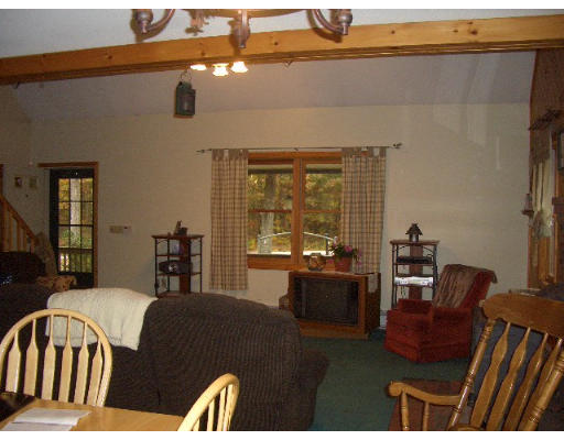 680 Spencer Road Oakham, MA 01068 - Photo 4 of 11 Gallery Image 4