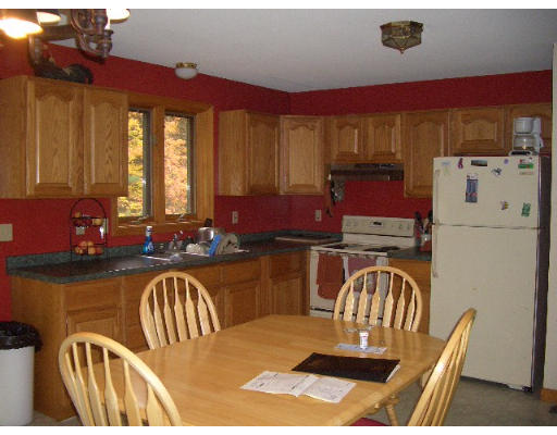 680 Spencer Road Oakham, MA 01068 - Photo 5 of 11 Gallery Image 5