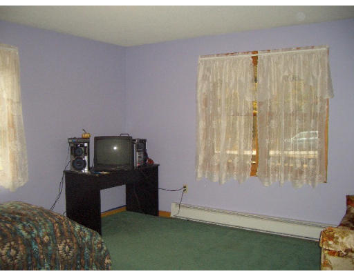 680 Spencer Road Oakham, MA 01068 - Photo 6 of 11 Gallery Image 6