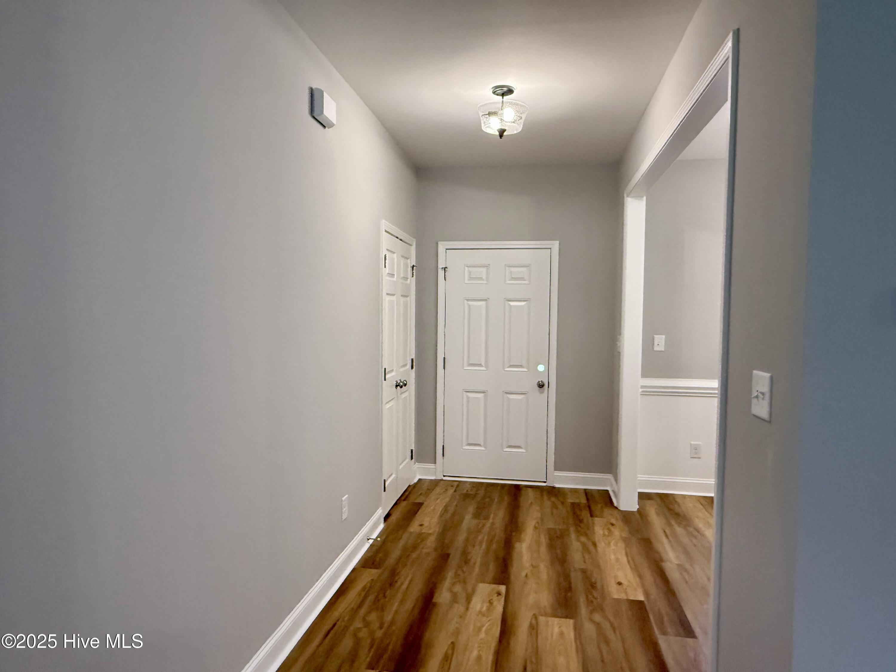 12470 Blues Farm Road Laurinburg, NC 28352 - Photo 5 of 28 foyer