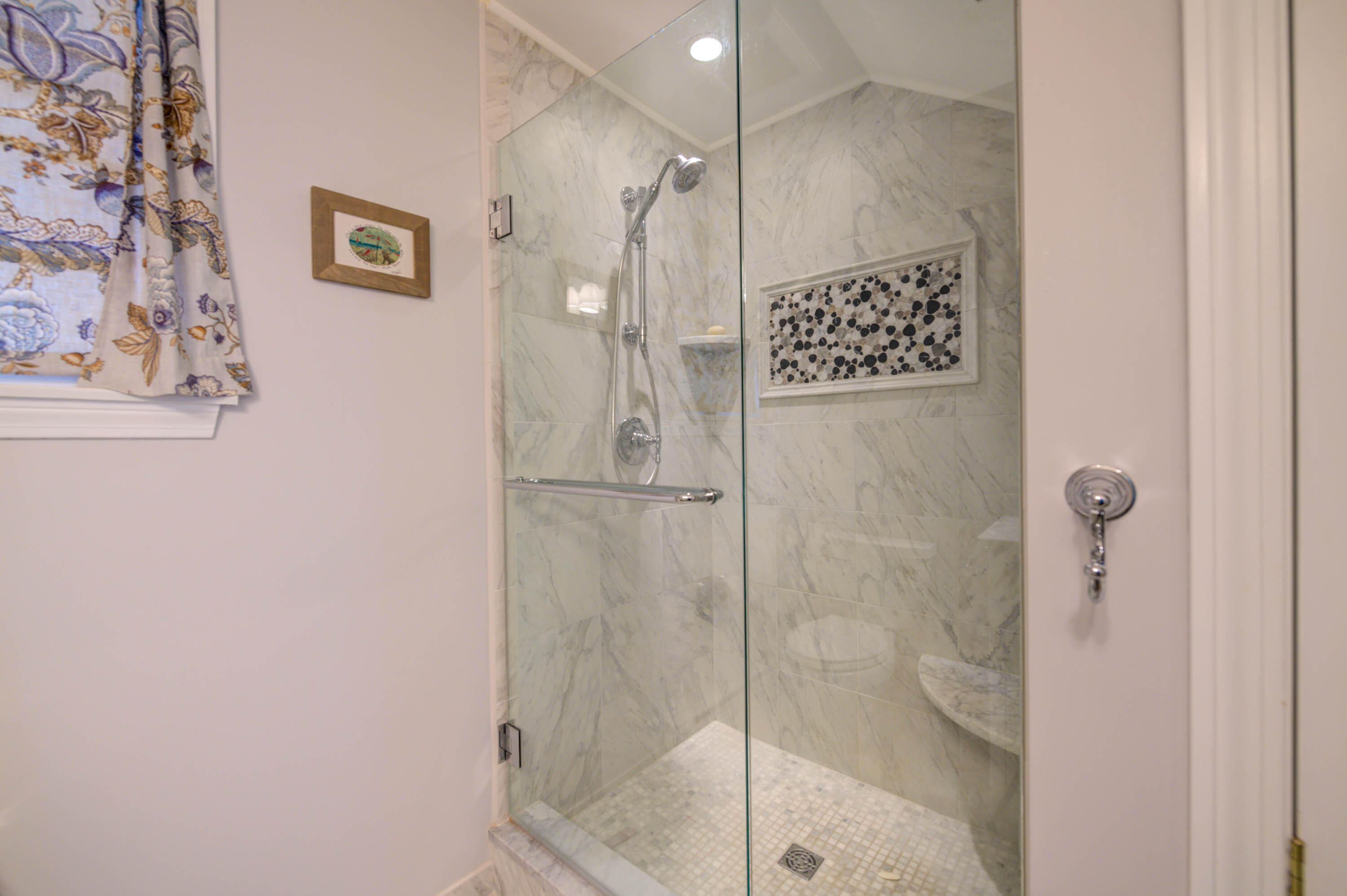 327 Shore Road, Unit 2 Ogunquit, ME 03907 - Photo 14 of 18 pic-18