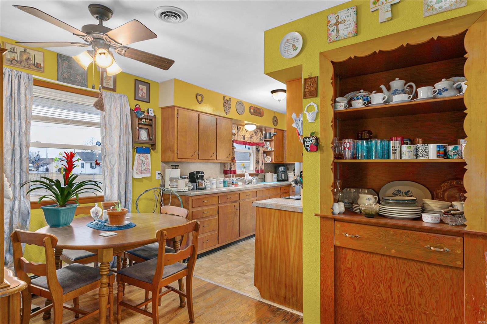 700 Springfield Road Gillespie, IL 62033 - Photo 10 of 24