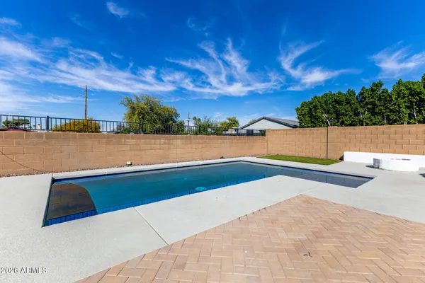 $3,700 | 11410 North 50th Lane, Glendale, AZ 85304