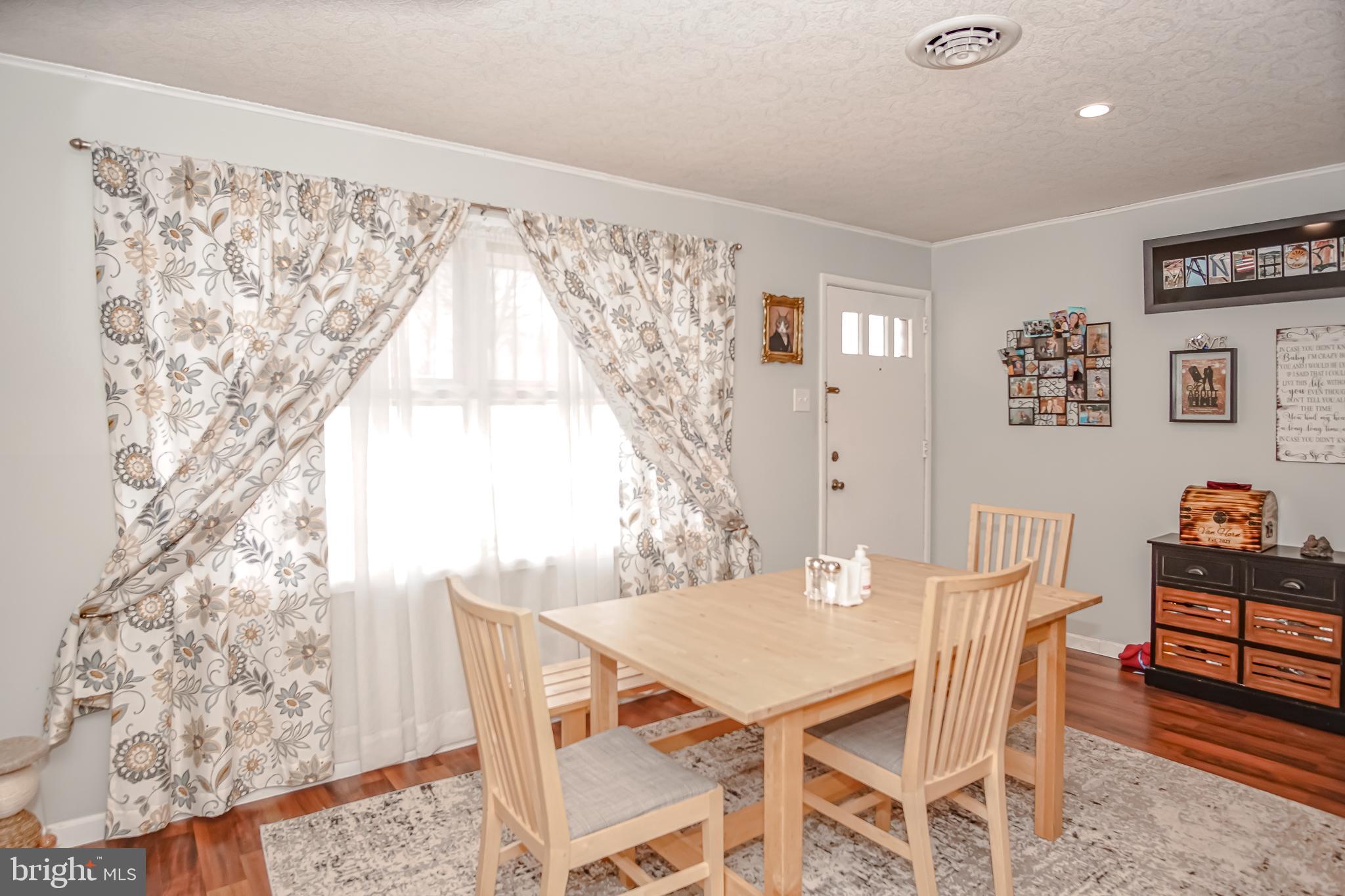322 East Rudderow Avenue Maple Shade, NJ 08052 - Photo 5 of 21