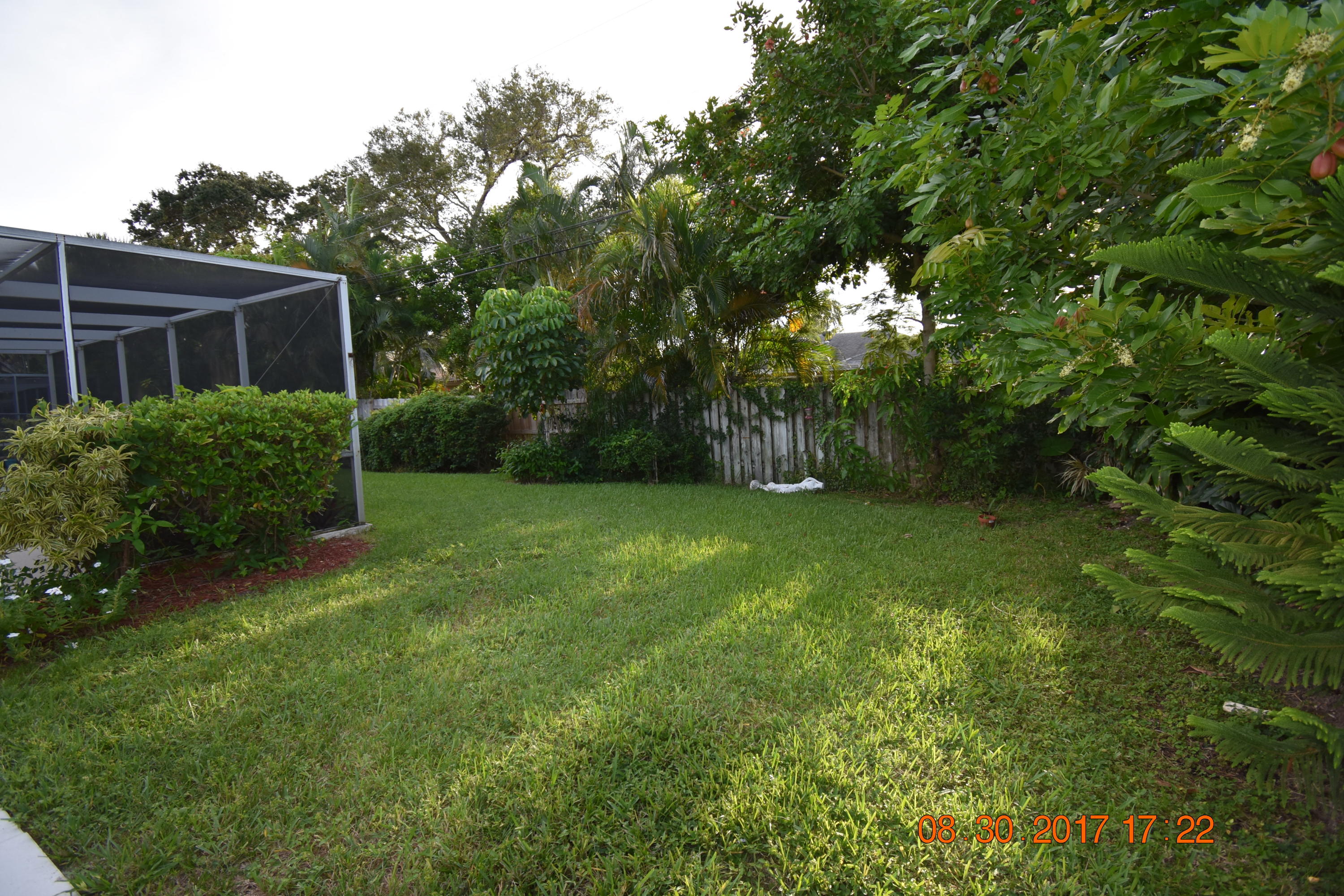 1103 Southwest 12th Terrace Boca Raton, FL 33486 - Photo 4 of 25 BACKYARD
