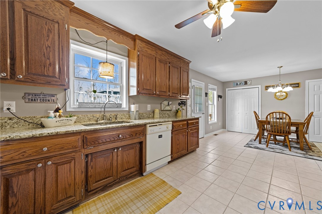 18730 Hawkins Church Road Dinwiddie, VA 23841 - Photo 15 of 39