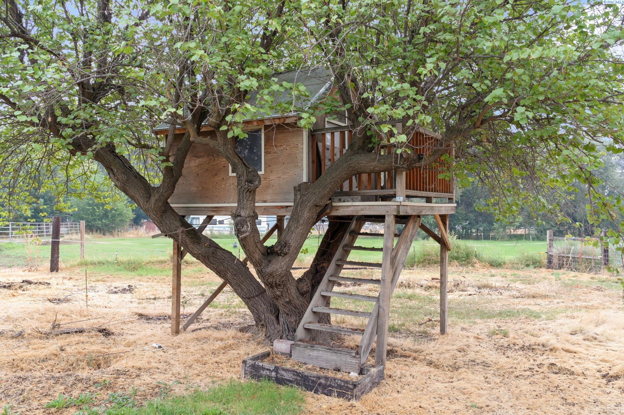 228105 East Game Farm Road Kennewick, WA 99337 - Photo 22 of 29 Gallery Image 22