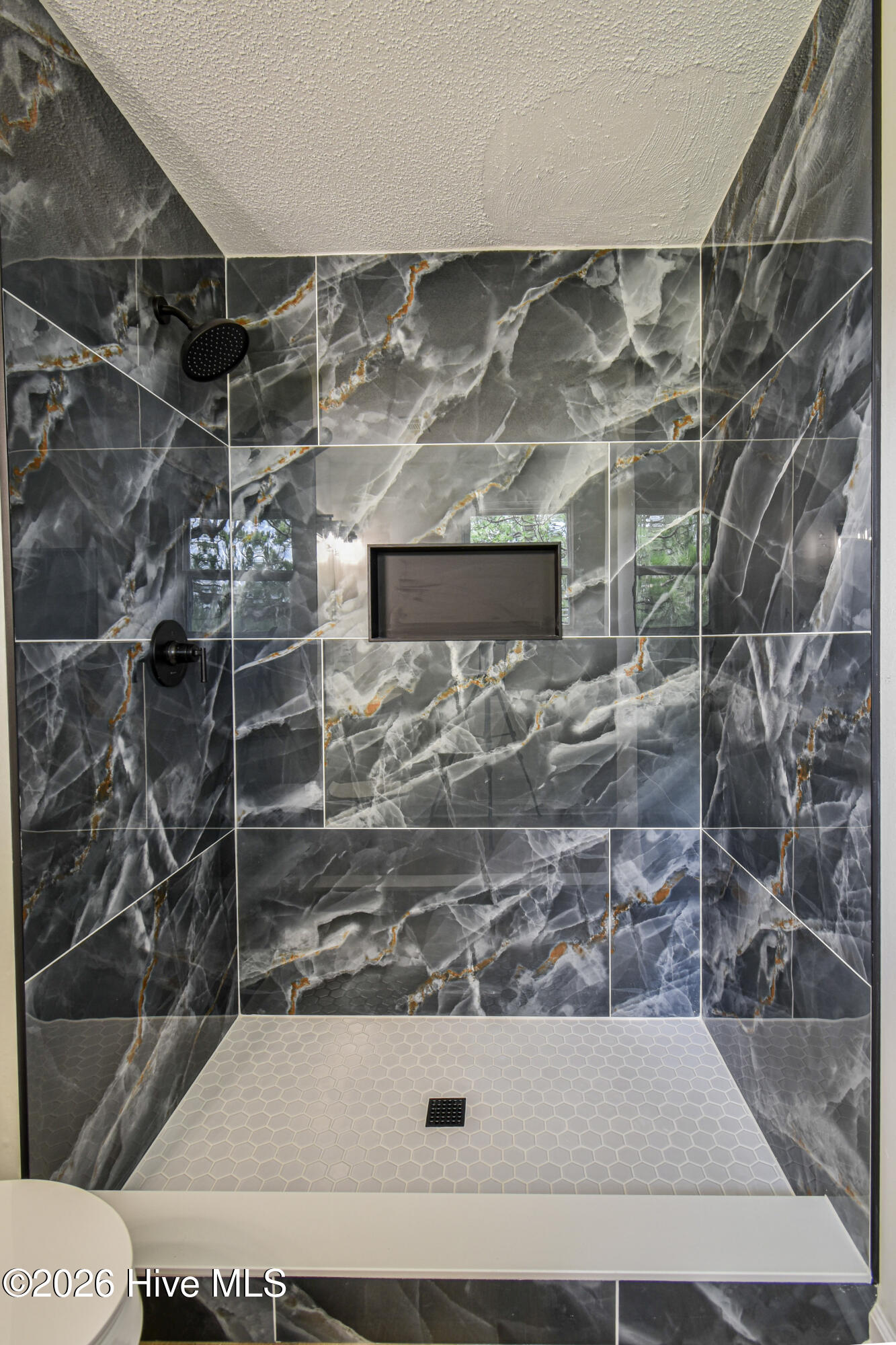 2620 Claymont Road Hephzibah, GA 30815 - Photo 32 of 38 Suite Bathroom with stand up shower