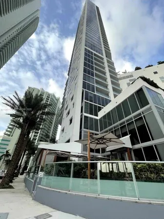 $4,200 | 1300 Brickell Bay Drive, Unit 2405, Miami, FL 33131