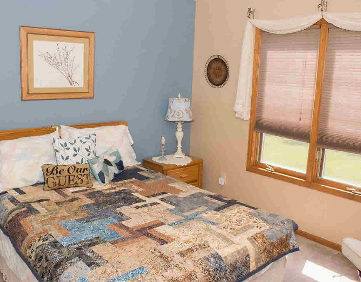 8068 Denton Hill Road Fenton, MI 48430 - Photo 11 of 16 21283461-10.JPG