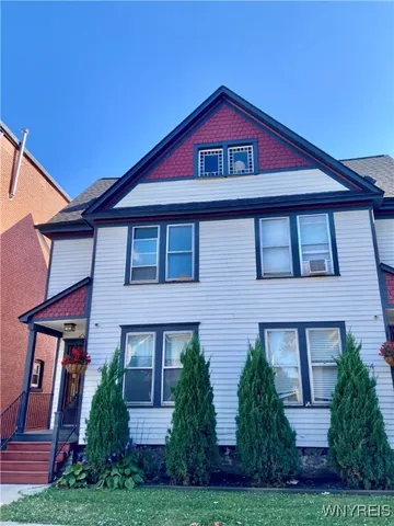 $1,850 | 62 Trinity Place, Buffalo, NY 14201