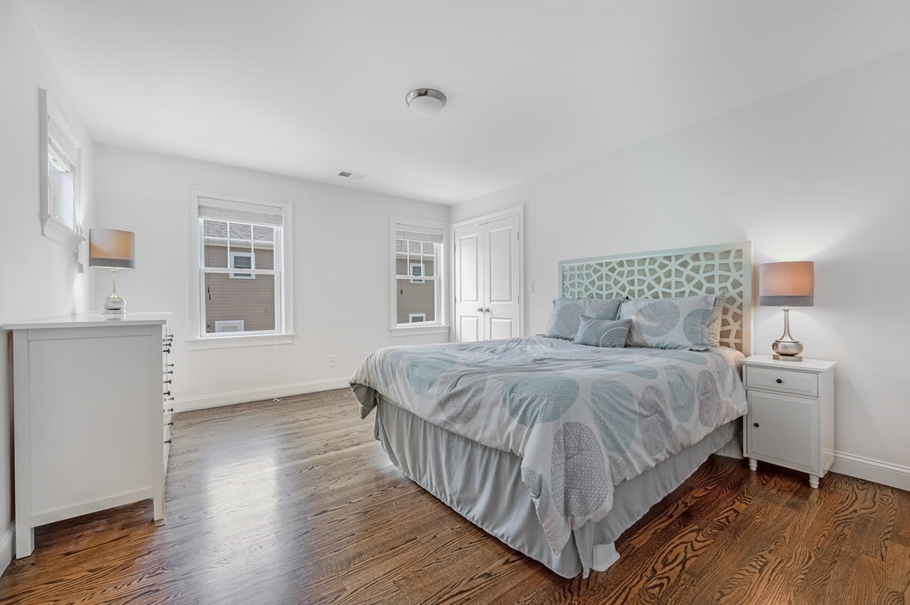 1 Hickory Road Wellesley, MA 02482 - Photo 18 of 30