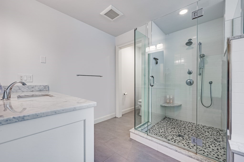 1 Hickory Road Wellesley, MA 02482 - Photo 23 of 30