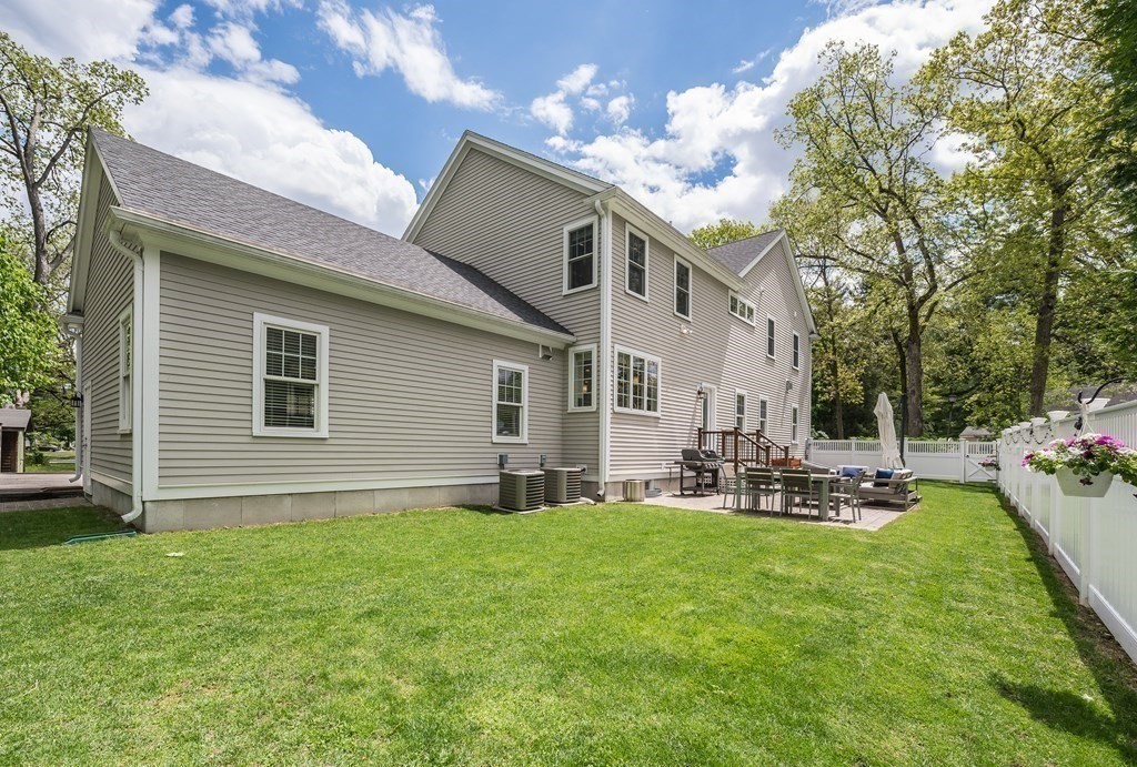 1 Hickory Road Wellesley, MA 02482 - Photo 29 of 30