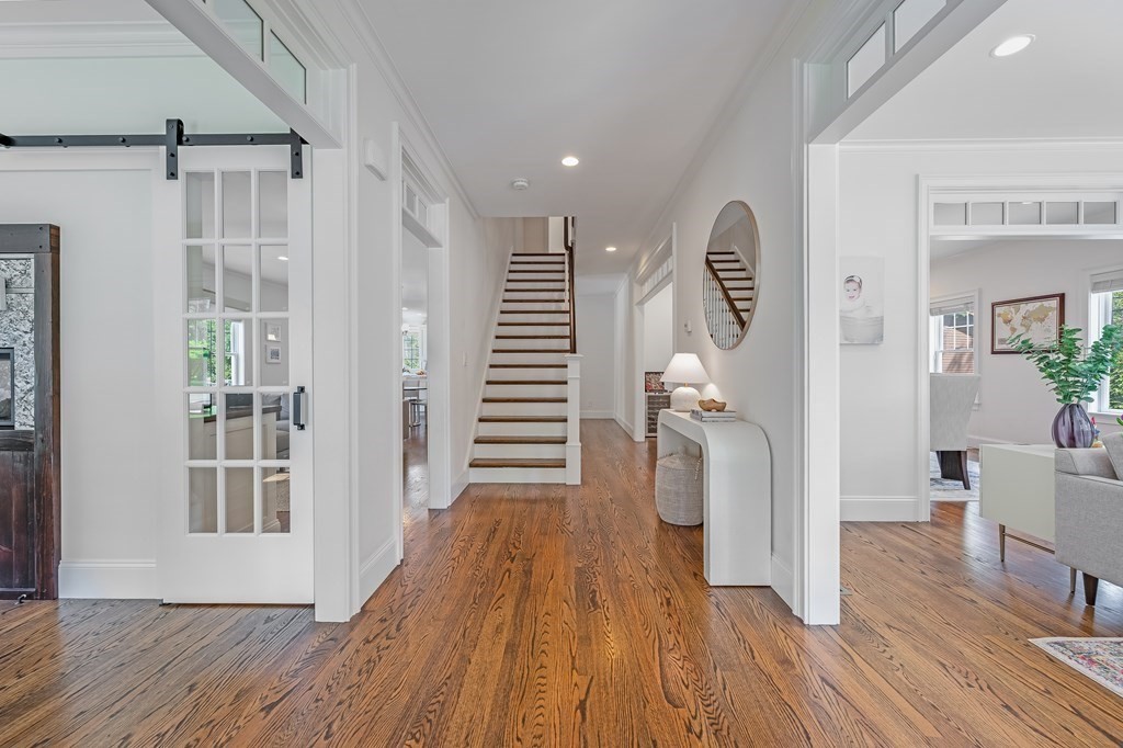 1 Hickory Road Wellesley, MA 02482 - Photo 3 of 30