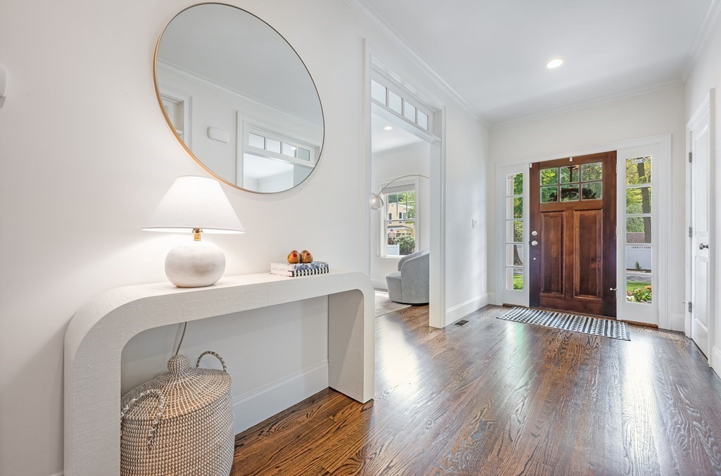 1 Hickory Road Wellesley, MA 02482 - Photo 4 of 30