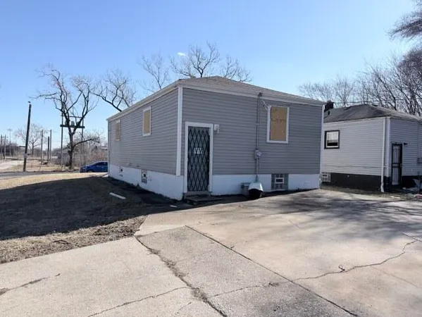 $57,500 | 2300 Fillmore Street, Gary, IN 46407