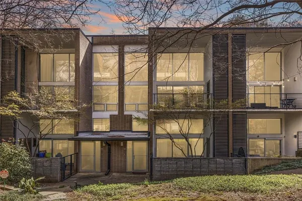 $650,000 | 490 North Highland Avenue Northeast, Unit 2B, Atlanta, GA 30307