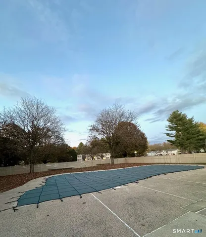 $205,000 | 512 Twin Circle Drive, Unit 512, South Windsor, CT 06074