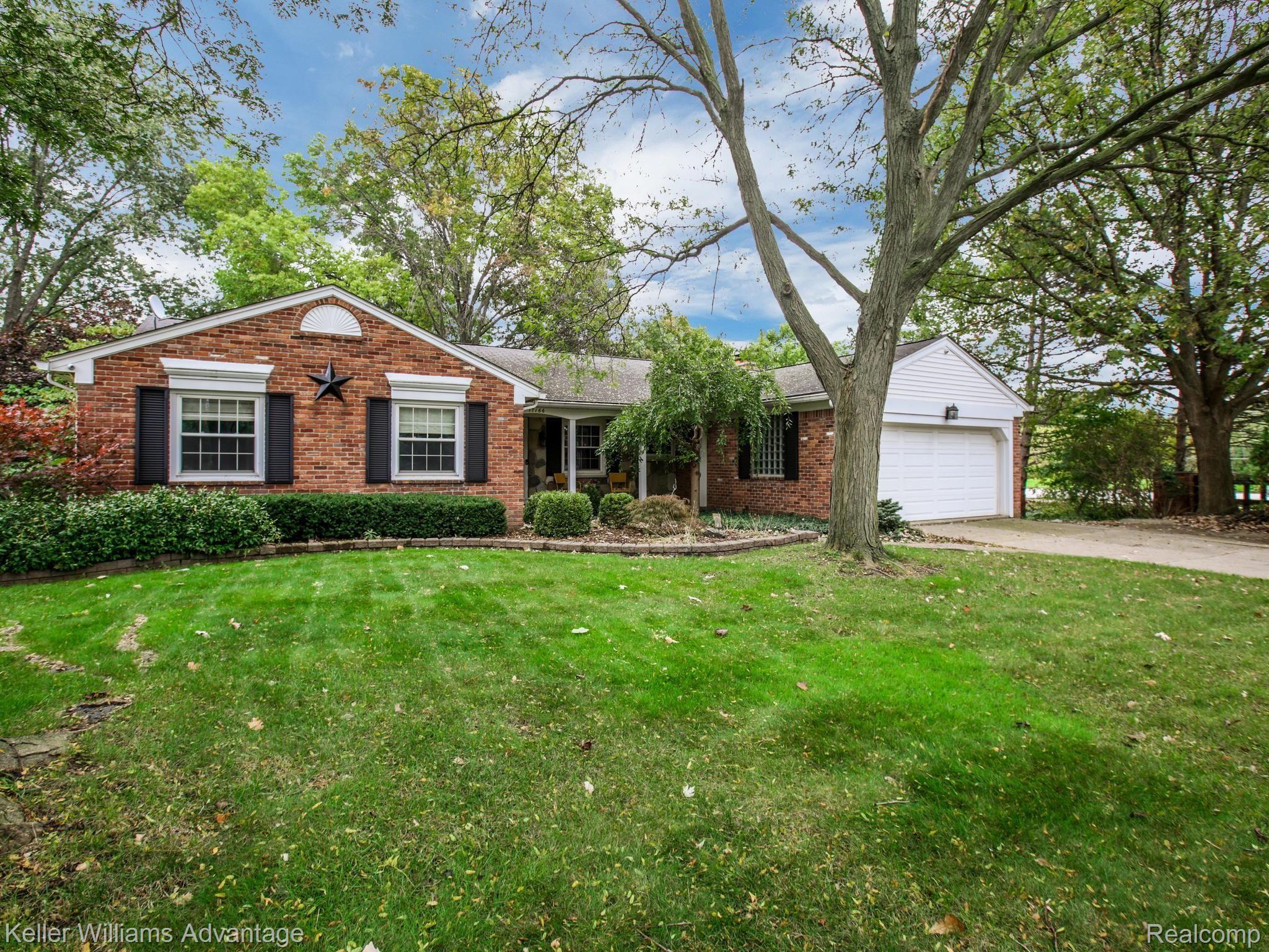 17166 Wayne Road Livonia, MI 48152 - Photo 24 of 27 17166 Wayne Rd Livonia MI-054-054-17166 Wayne Rd0054-MLS_Size.jpg