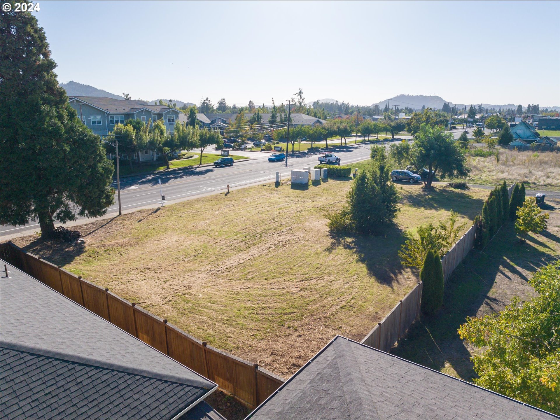 North Main Between 48-49th Street Springfield, OR 97478 - Photo 4 of 10 a view of a swimming pool with a patio
