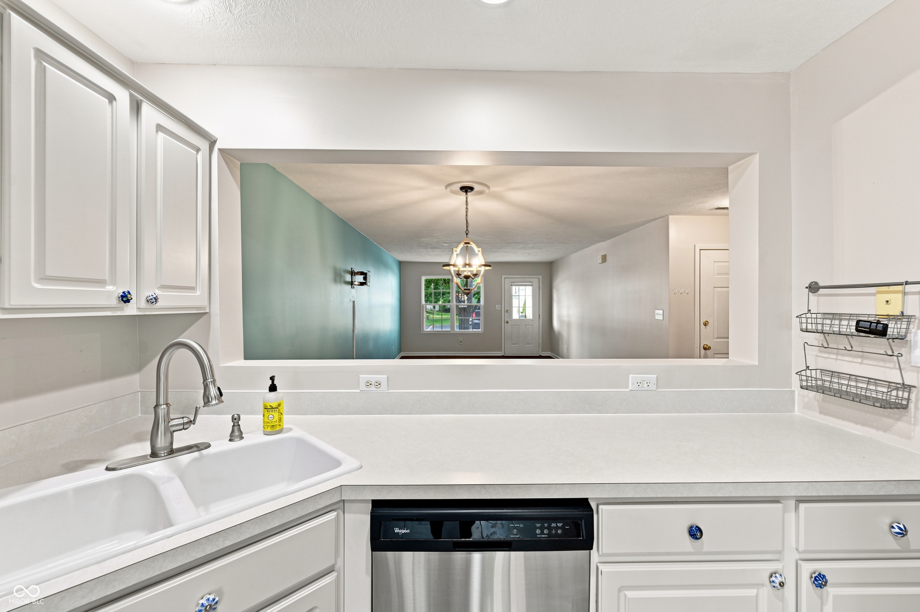 12673 Ladson Street Fishers, IN 46038 - Photo 16 of 43
