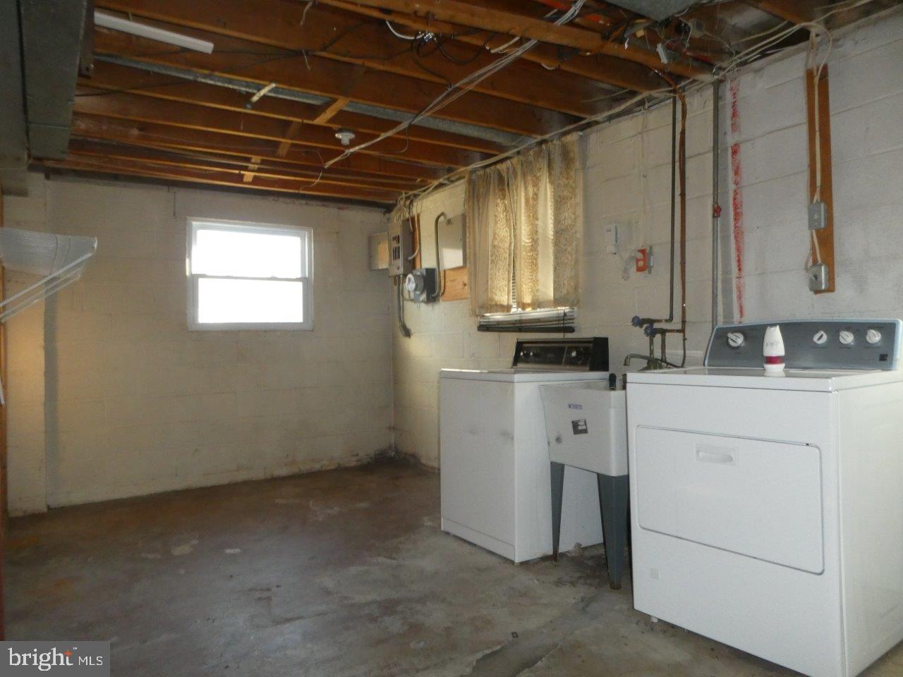 6707 Longhill Road Baltimore, MD 21207 - Photo 20 of 24 Gallery Image 20