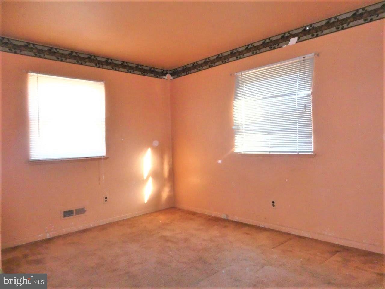 6707 Longhill Road Baltimore, MD 21207 - Photo 9 of 24 Gallery Image 9
