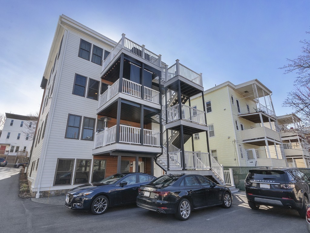 28 Iffley Road, Unit 3 Boston, MA 02130 - Photo 17 of 23 Gallery Image 17