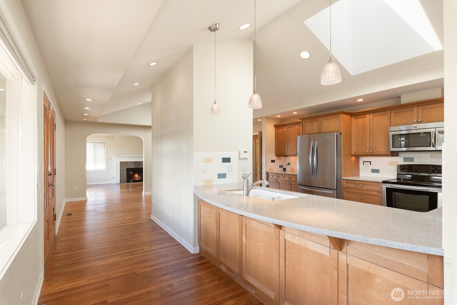 4832 Delaware Avenue Everett, WA 98203 - Photo 12 of 38