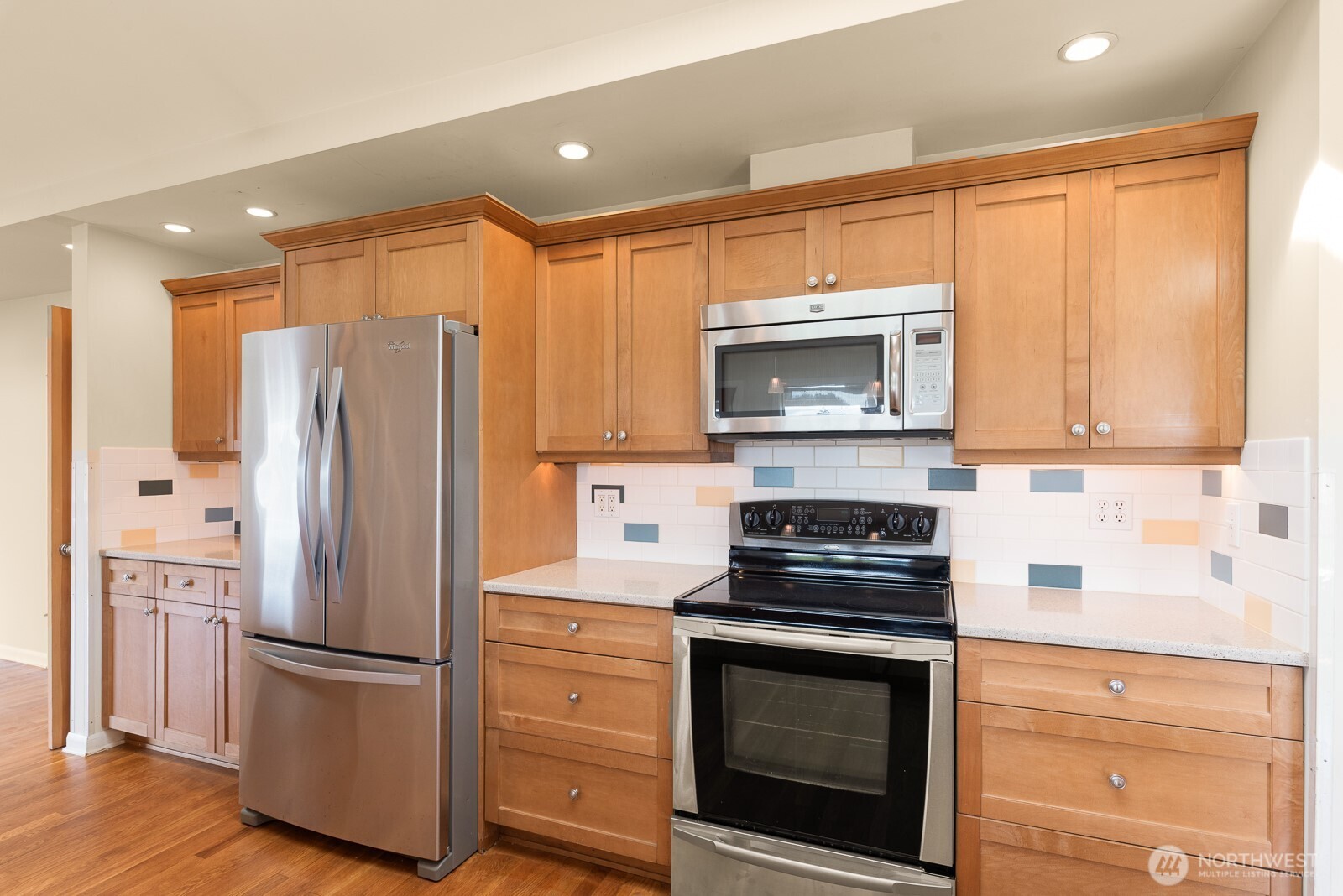 4832 Delaware Avenue Everett, WA 98203 - Photo 15 of 38